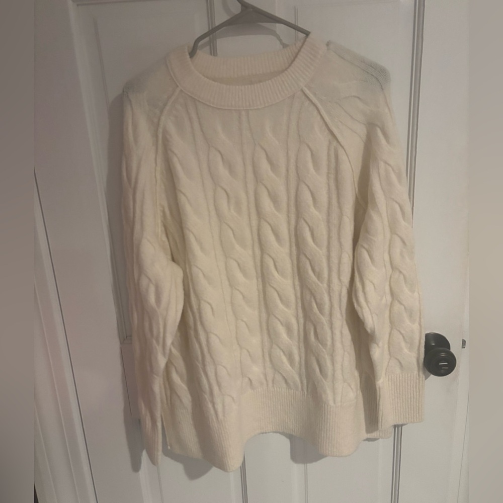 Aerie cable knit sweater